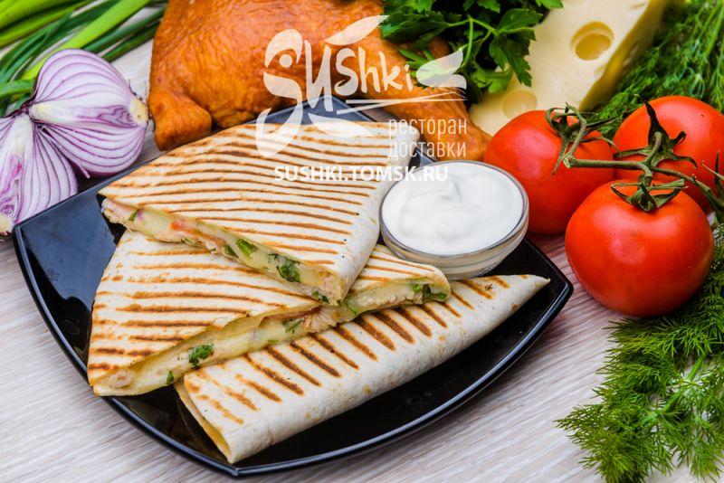 КЕСАДИЛЬЯ С КУРИЦЕЙ